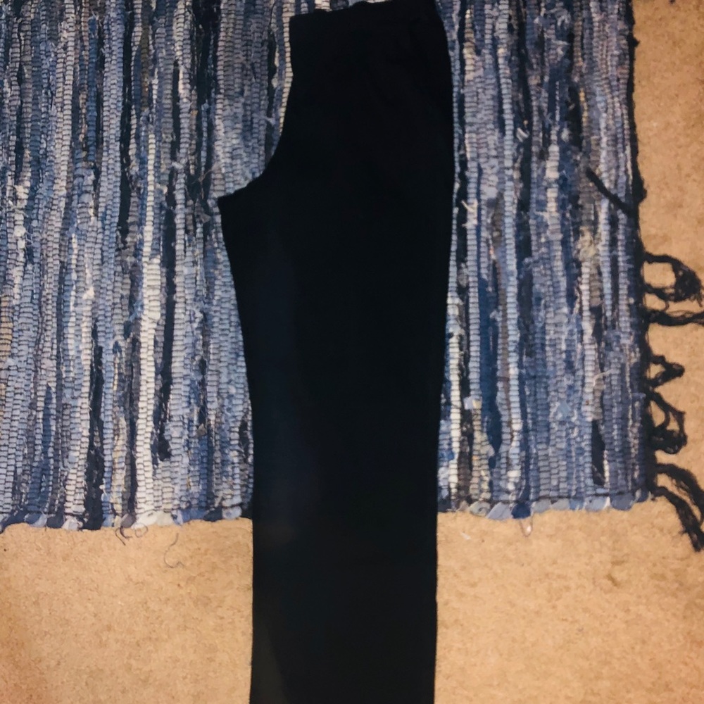 Black leggings